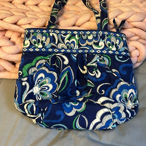 Vera Bradley satchel - Picture 1 of 3